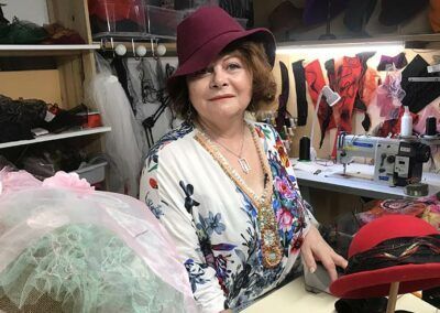 Les Chapeaux de Nina - Chantal Gomez -Modiste -Tours -Création e chapeaux sur-mesure